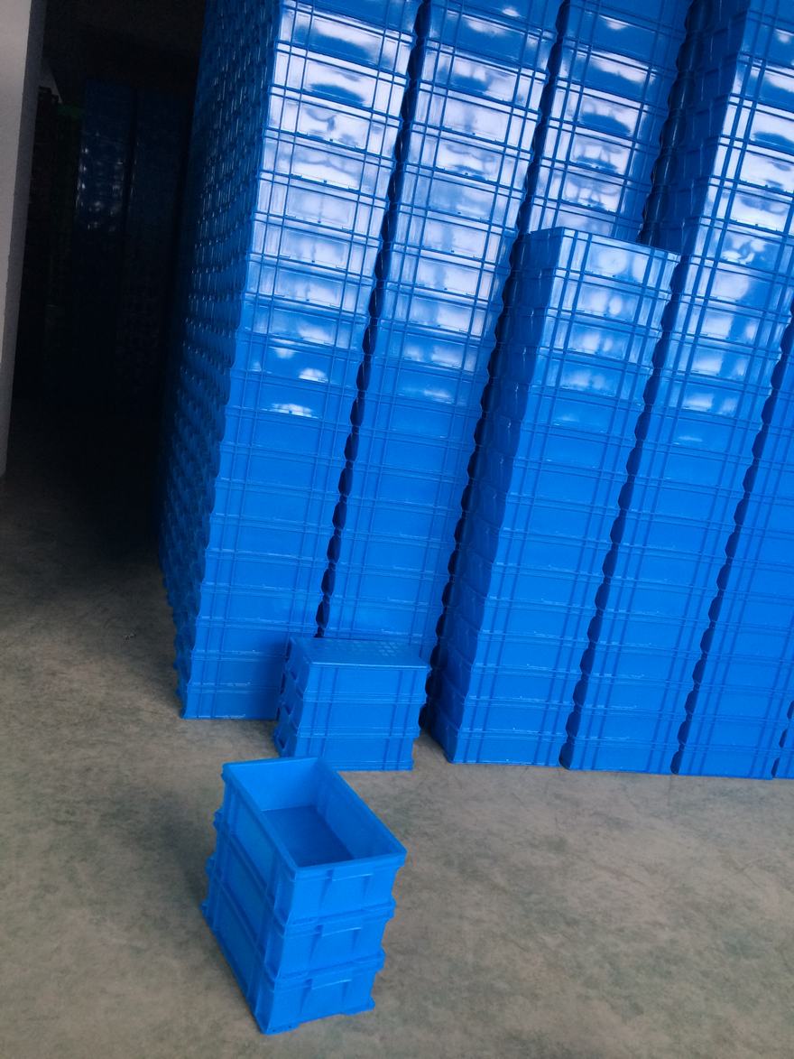 320箱藍色庫存